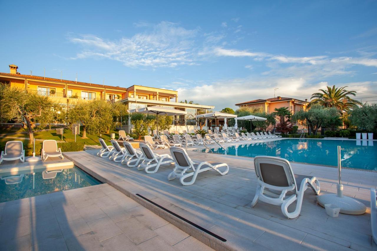 Hotel Villa Olivo Resort 3S Bardolino Zewnętrze zdjęcie