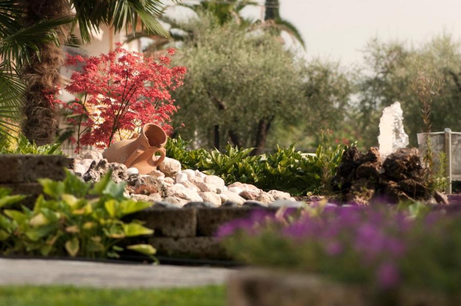 Hotel Villa Olivo Resort 3S Bardolino Zewnętrze zdjęcie